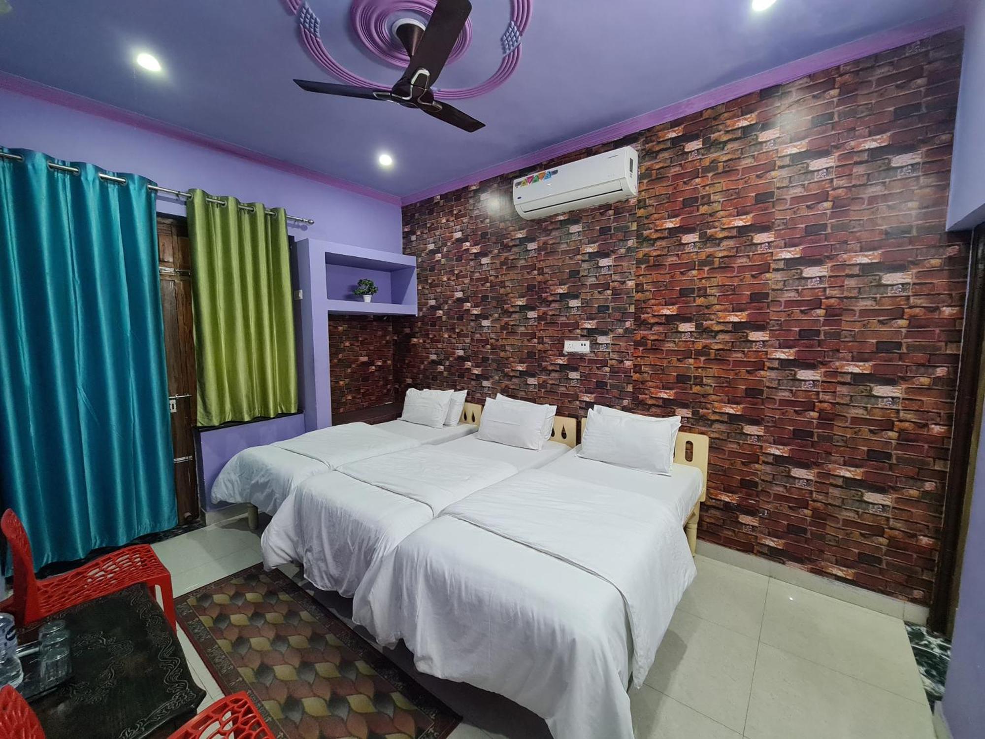 Anukampa Paying Guest House Agra  Exterior photo